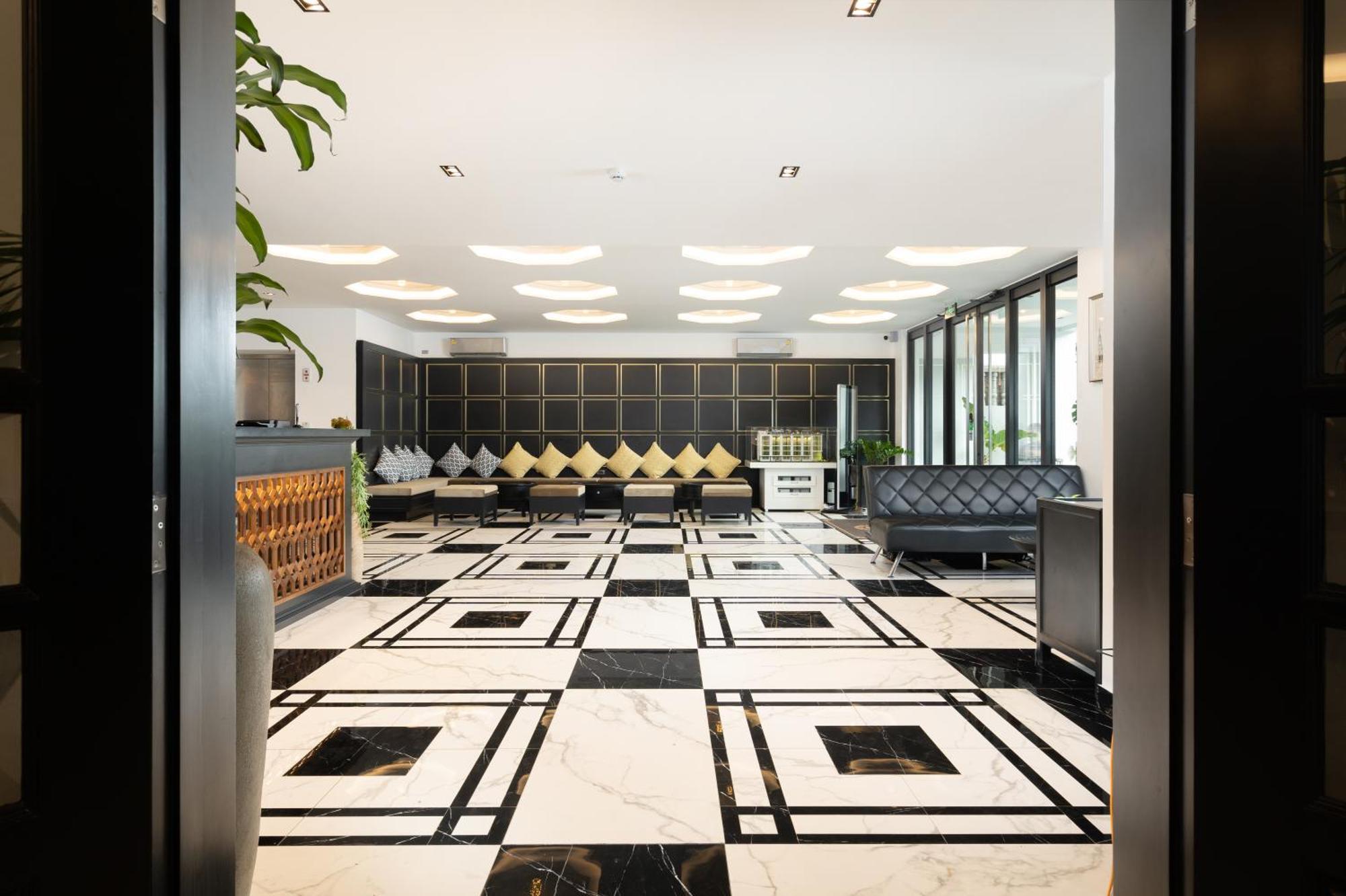 Glory Boutique Suites 清迈古城荣耀精品酒店 Chiang Mai Exterior photo